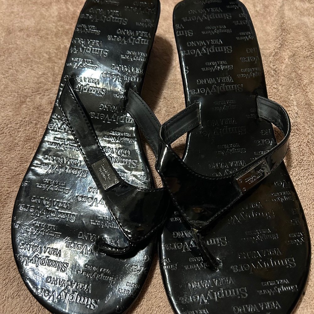 Simply Vera -Vera Wang Sandals